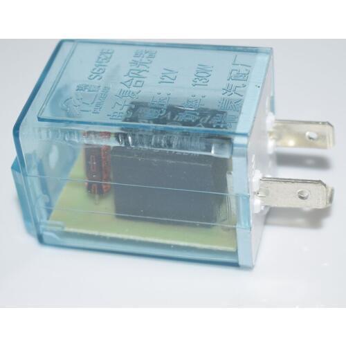 Automobile universal three plug electronic flasher relay 12 v24v truck with led lights intelligent, transparent