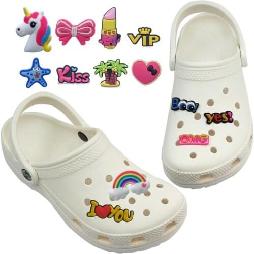 Novelty 1pcs Cute Flowers lipstick Shoe Charms Accessories Shoe Buckle Decoration for croc jibz Kids X-mas Party Gifts