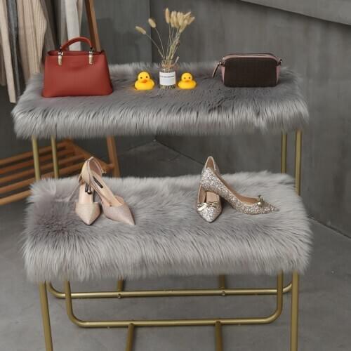 Super Soft Faux Fur Fluffy Area Carpet Luxury Fuzzy Sheepskin Carpet Rugs Shaggy Silky Plush Carpet Bedside Rug Floor Mat