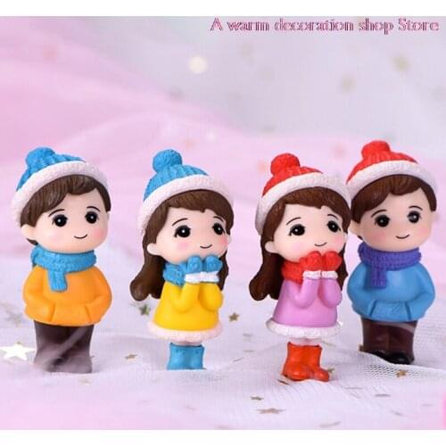 1pair Winter Dress Lovers Boy Girl Studendt People Doll Toy Model Statue Figurine Ornament Miniatures Home Decor