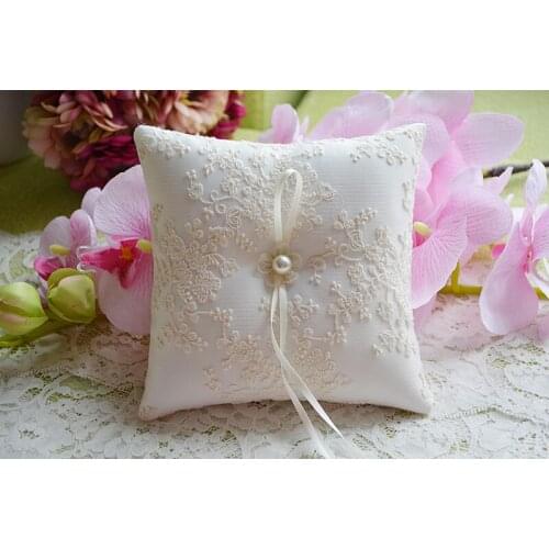 Top Quality Elegant Lace Delicate Forest Embroidered Wedding Ring Pillow Cushion Romantic Country Wedding Decoration supplies