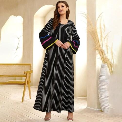 Muslim dress Womens Fashion Striped Printed Embroidery Stitching Fashion European and American Long Skirt Abaya Dubai Dresses