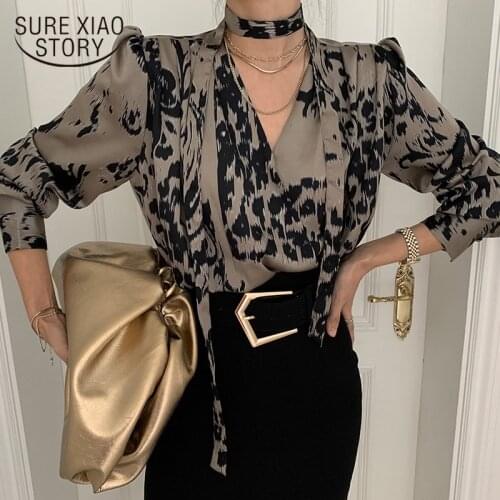 Korean Version V Neck Leopard Printing Women Blouse Office Lady Long Sleeve Spring Clothing Single Breasted Ladies Shirts 13667
