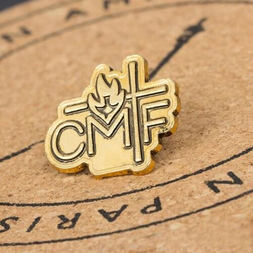 Sacred Heart of Jesus Brooch Pin Christian Church Gift Jesus Fish Cross Fashion Art Photo Glass Cabochon Lapel Pins Badges