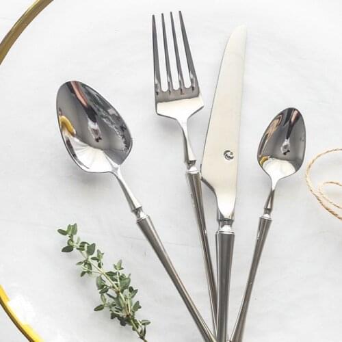 New Sliver Cutlery Set Xiaoman Waist Luxury Dinnerware Stainless Steel Dinner Knife Fork Spoon Western Steak Cutlery Plate Set
