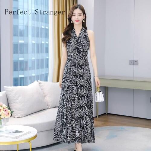 2021 Summer New Arrival Bohemian Style Flower Printed Halter Neck Flower Printed Plus Size M-3XL Women Chiffon Long Dress