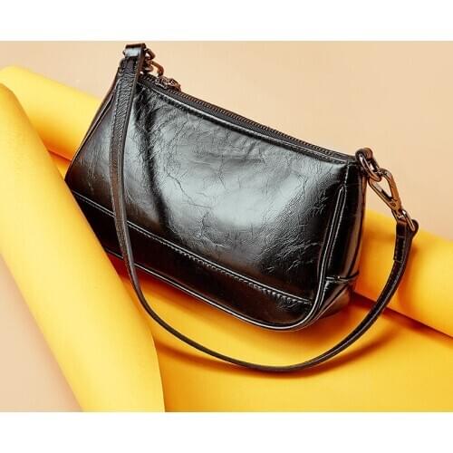 Bag women 2020 new messenger bag women luxury cowhide fashion dumpling bag casual fashion wild one-shoulder handbag trend