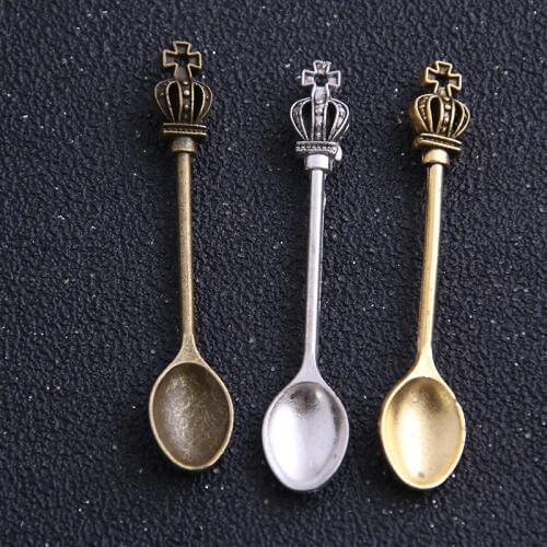 6pcs 10*56mm Three Color Crown ccharms Alloy Suspension Pendant DIY Jewelry Bracelet Accessor