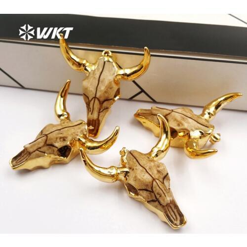 WT-P1338 wholesale vintage pendants resin cattle head buffalo horn pendants with gold metal electroplated for necklace making