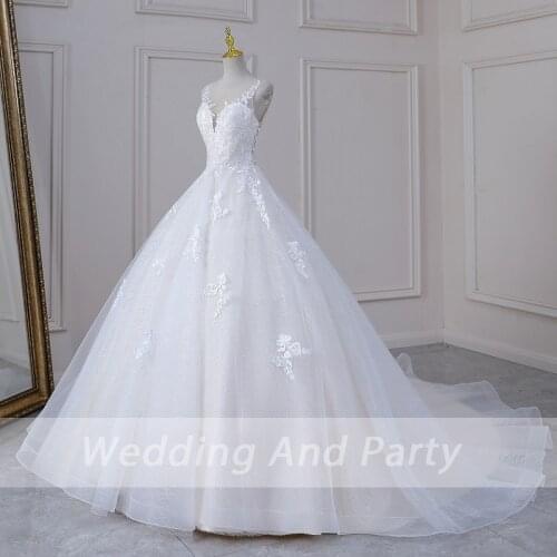Wedding dress Plus size V neck long train ball gown Bridal Wedding gown Princess bridal gown Robe De Mariee Wedding Bride Dress
