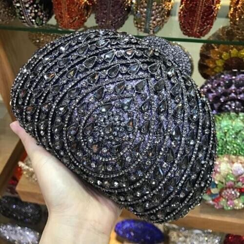 Elegant Women black/red/pink/gold/silver Evening Bags Chain Shoulder bag Diamonds Metal Evening dress Day Clutch purse Bags