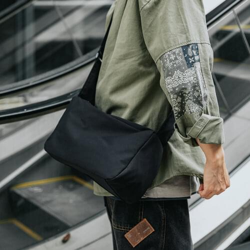 New Design Oxford Waterproof Men Messenger Bags Mens Business Fashion Casual Shoulder Mini Satchel Lightweight Bag