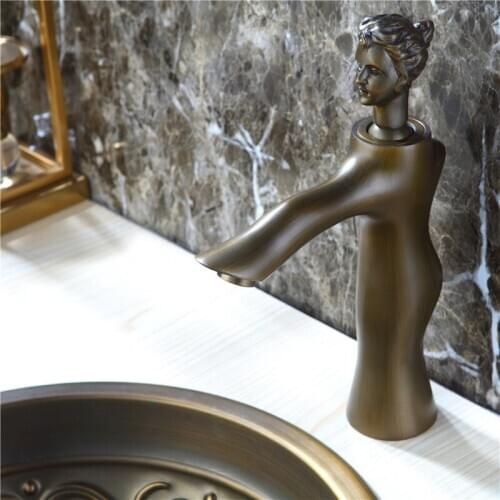 Free ship New arrival single hole /handle Antique bronze Bathroom Sink Beauty Faucet Mixer Tap short deck mounted
