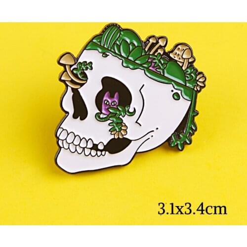 Green Grass Vine Skull Mushroom Pins Metal Badges Reborn Skeleton Lapel Pins Blade Cut Through Demons Badges Romantic Brooches