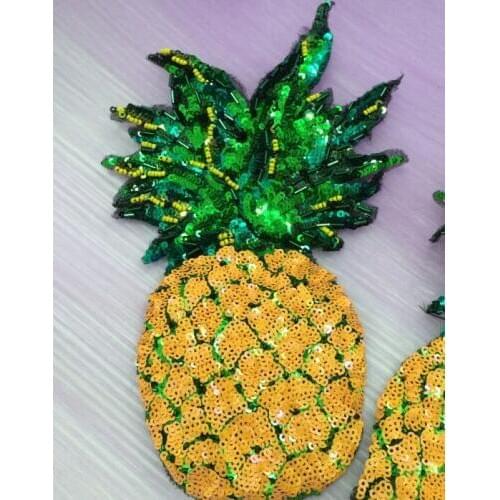 2pcs Handmade sequins pineapple patch clothes accessories DIY beaded patch paste coat T-shirt denim cartoon fruit badge sewing