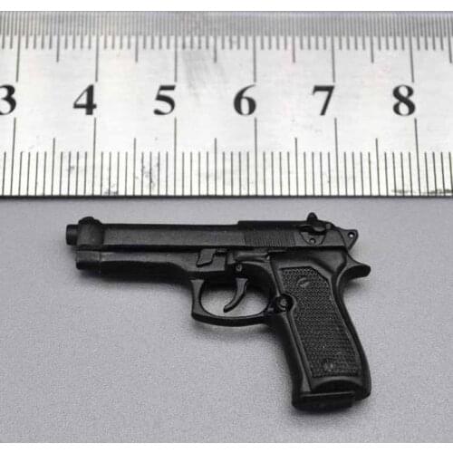 1/6 scale soldier Beretta M92F classic pistol model toy suitable for the same scale soldiers to wear movable doll accessories
