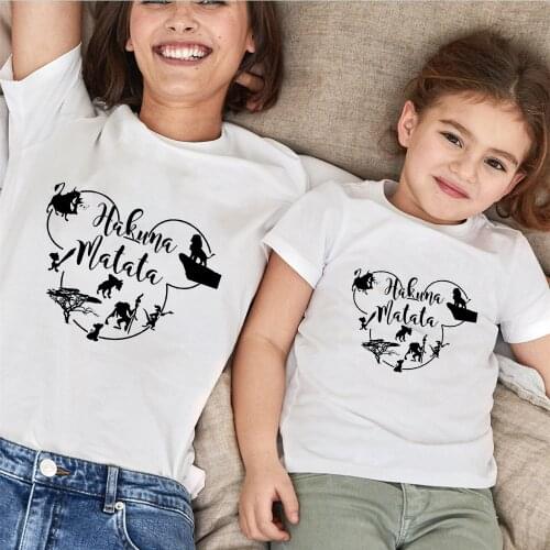 T Shirt For Mother and Daughter Hakuna Matata Simba The Lion Cartoon Tshirts Matching Family Outfits Disney Tee Clothes