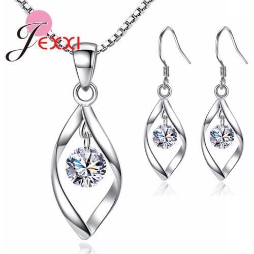 New Fashion Popular Crystal Earrings Necklace Female Temperament Necklace Earrings Set Hot Sale 925 Sterling Silver Jewelry