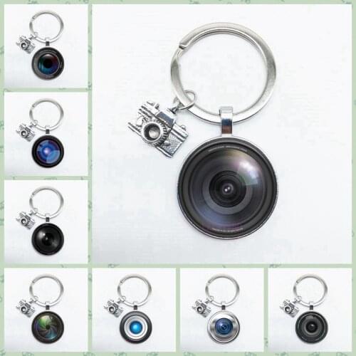 Camera Lens SLR Lens Keychain Round Glass Keychain with Camera Pendant SLR Enthusiast Photographer Keychain Gift
