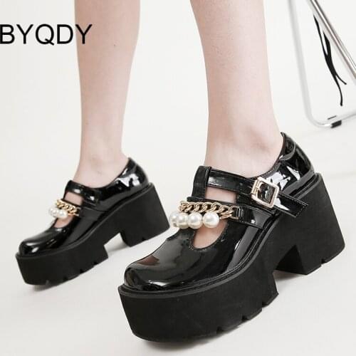 BYQDY Platform Shoes Woman Comfortable And Elegant Fashion Pearl Chain Clogs Patent Leather Female Footwear Thick Sole Spring