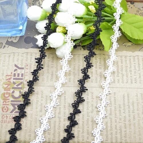 Free Shipping 30Meters DIY Sewing Accessories Curved Edge Lace 15mm White Black Centipede Lace Binding Ribbon Tapes
