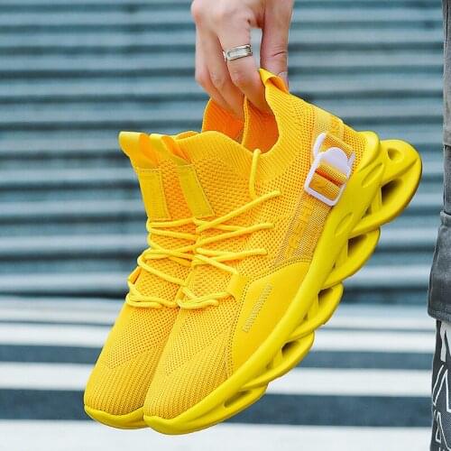 Summer Sneakers Mens Mesh Shoes Lightweight Breathable Running Shoes Mens Trendy Cushioned Shoes Fitness Travel Shoes Mesh