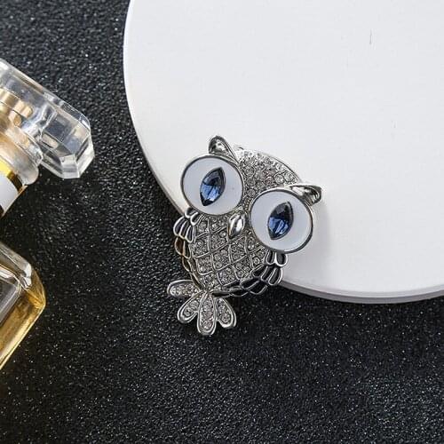 Fashion Delicate Owl Brooches Korean Trendy Zinc Alloy Imitation Rhinestone Blue Brooch Badge Pin Women Man Gifts Accessories