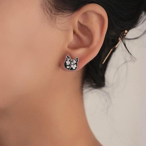 Romantic Black Blooming Branch Cat Earrings for Girls Women Sweet Flower Kitty Stud Daity Valentines Day Jewelry Gift