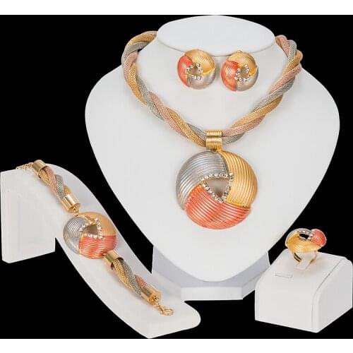 Exquisite African Dubai Gold Bridal Jewelry Sets for Women Bracelet Earrings Wedding Party Crystal Necklace Ring Jewelry Sets