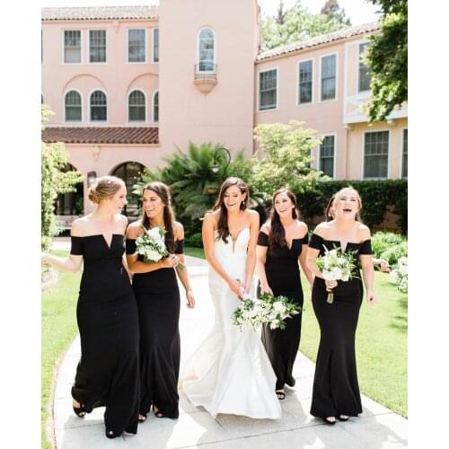 Long Black Satin Off Shoulder Bridesmaid Dresses Mermaid V-Neck Floor Length Corset Back Robes de Soirée for Women