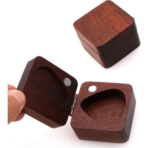 Guitar Pick Box Creative Reusable Solid Wood Portable Guitar Pick Box Storage Box Guitar Accessories