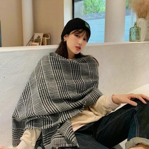 New comfortable wild thick soft plaid big lady scarf warm temperamental fresh simple scarf high quality knit classical shawl