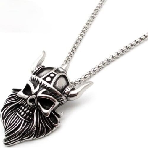 Stainless Steel Horn Helmet Skull Pendant Men Pendant Exquisite Jewelry Exaggerated Hip Hop Classic Retro Pendant No Chain Gifts