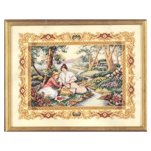 14/22/25ct Beautiful Lovely Counted Cross Stitch Kit Placid Picnic Mother and Daughter in the Park Lawn Love dim 3798