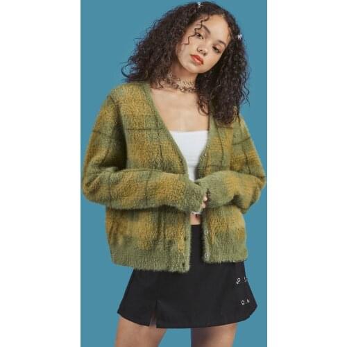 Womens 2021 Cardigan Sweater Green Color New Korean All-match Hot Sale Basic Retro Plaid Design Knit Coat Spring and Autumn