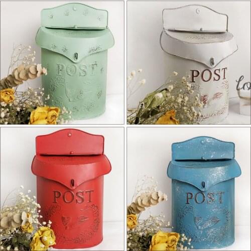 European Retro Style Retro Mailbox Sealed Opinion Newspaper Letter Box Metal Wall Hanging Decoration Wedding Garden Decoration
