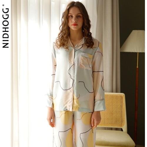 2021 Spring Women Pajamas Long Sleeve Lyocell and Viscose Sleepwear Geometric Line Print 2-Piece Lounge Wear Satin Pijama Mujer