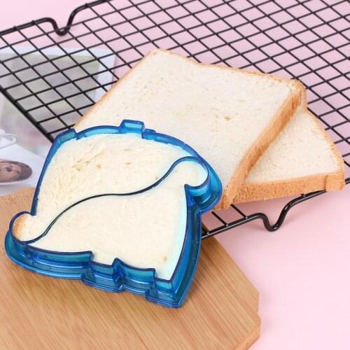 Bread Mould Cutter Creative Cute Star Animals Shape Sandwich Toast Cookie Plastic Mold Breakfast Cutting Baking Tools Decor