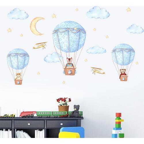 Lovely Watercolor Animal Hot Air Balloon Wall Sticker Kids Baby Room Home Decoration PVC Mural Decals Nursery Stickers Wallpaper