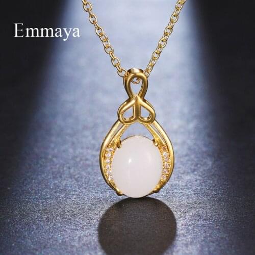 Emmaya New Arrival Fancy White Glass Necklace For Female Gold Jewelry Fahsion Party Simplicity Style Round Shape Exquisite Gift