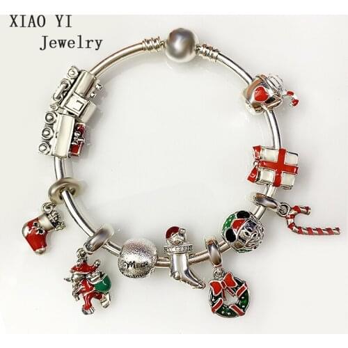 XIAOYI 100% of the 2019 Winter S925 11 Christmas socks Santa Claus gift mug bracelet fashion female beautiful party gentle