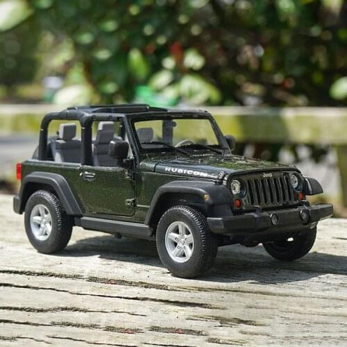 1:24 Jeep Wrangler Off-road Vehicle Alloy Car Model Diecast Toy Vehicle High Simitation Cars Toys For Children Kids Xmas Gifts