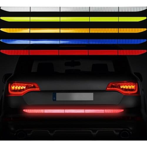 Auto Bumper Reflective Car Sticker For Toyota Corolla Avensis Yaris CHR For KIA Rio K3 K5 KX5 Focus Cruze Golf Polo