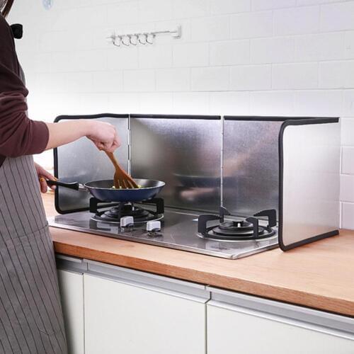 Kitchen Frying Pan Oil Splash Protection Screen Cover Gas Stove Anti Splatter Shield Guard Oil Divider Splash Proof Baffle Tools