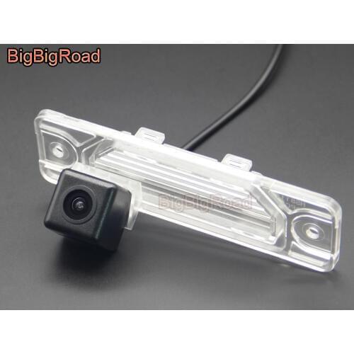 BigBigRoad Wireless Vehicle Rear View Backup Parking Camera HD Color Image For Renautl Samsung QM5 MK1 Samsung SM5 Night Vision