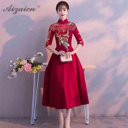 Fashion Red Embroidery Cheongsam Traditional Chinese Wedding Dress Pregnant Men Qipao Party Dresses Plus Size Evening Gown