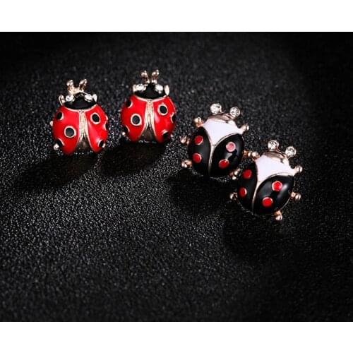 Fashion cute seven-star ladybug beetle earrings Japan and South Korea retro wild female clothing gift anime Christmas earrings