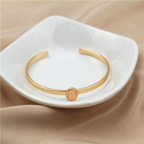 New Fashion Simple Gold Color Alloy Sweet Oval Crystal Stone Bangles For Women Hand Open Cuff Bracelet Jewelry Party Gift