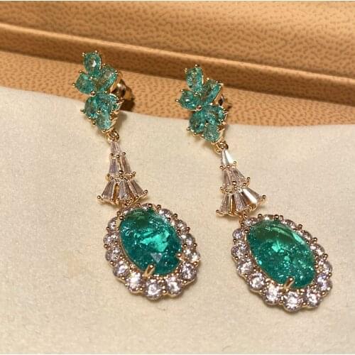 925 Silver Gold-plated Emerald White Zircon Topaz Inlaid Fashion Unusual Earrings Hypoallergenic Wedding Engagement Jewelry