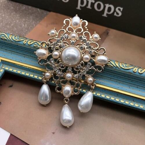 Elegant Brooches Rhinestone Imitation Pearl Pendant Bridal Jewelry Decoration For Party Modern Femme